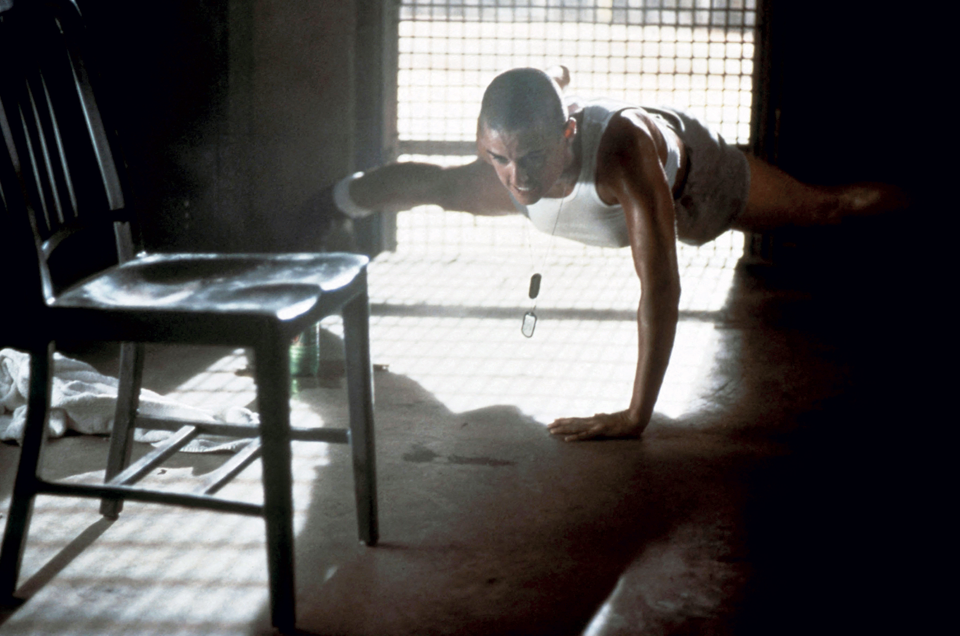 Η Ντέμι Μουρ δεν ανησυχεί πια για το βλέμμα των ανδρών-7