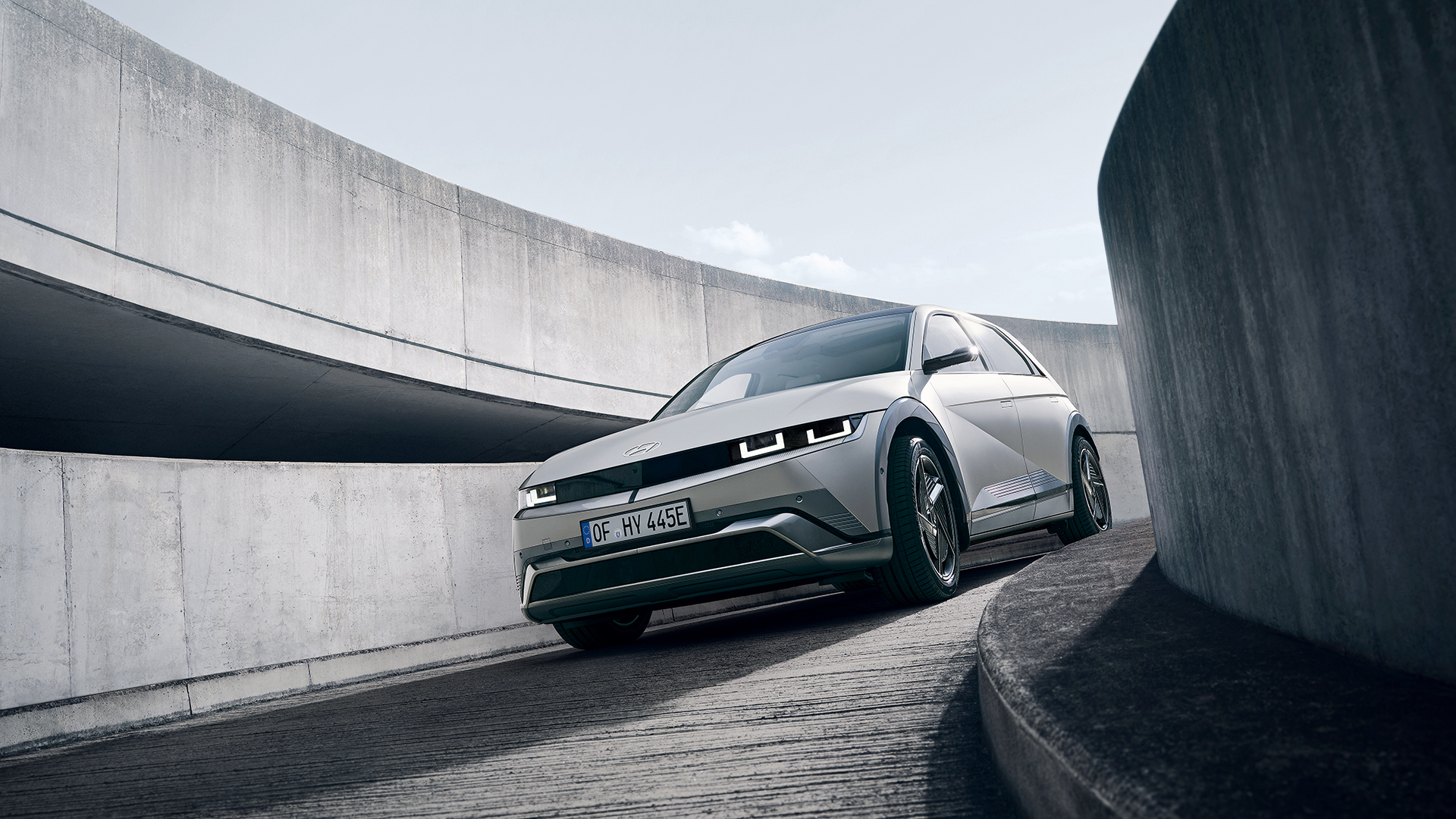 Τα πιο αξιόλογα νέα ηλεκτρικά αυτοκίνητα-4