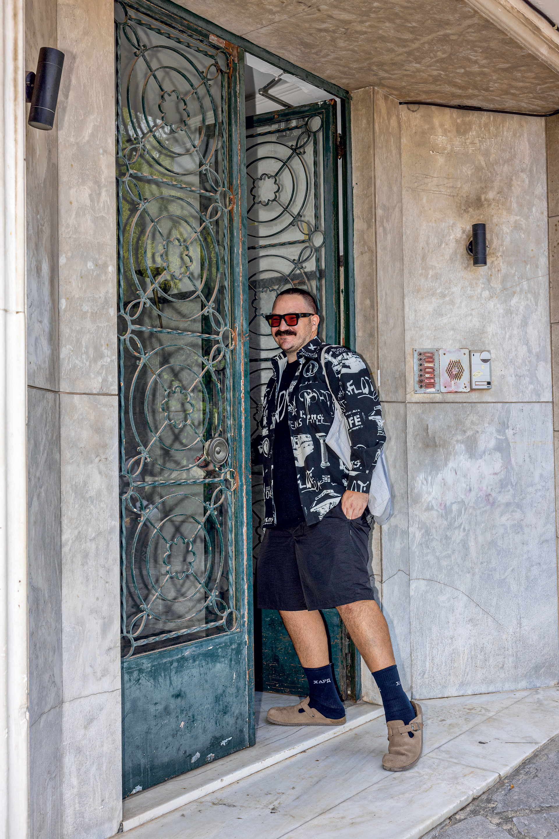 Ενα «μαζεμένο» διαμέρισμα 50 τετραγωνικών κάτω από την Ακρόπολη-8