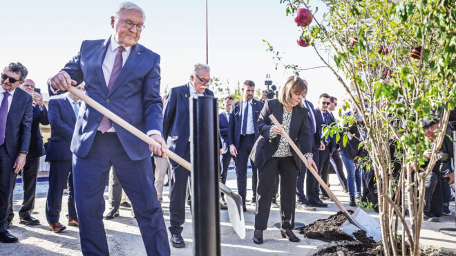 σταϊνμάγερ-στέκομαι-εδώ-και-νιώθω-γεμ-563296819