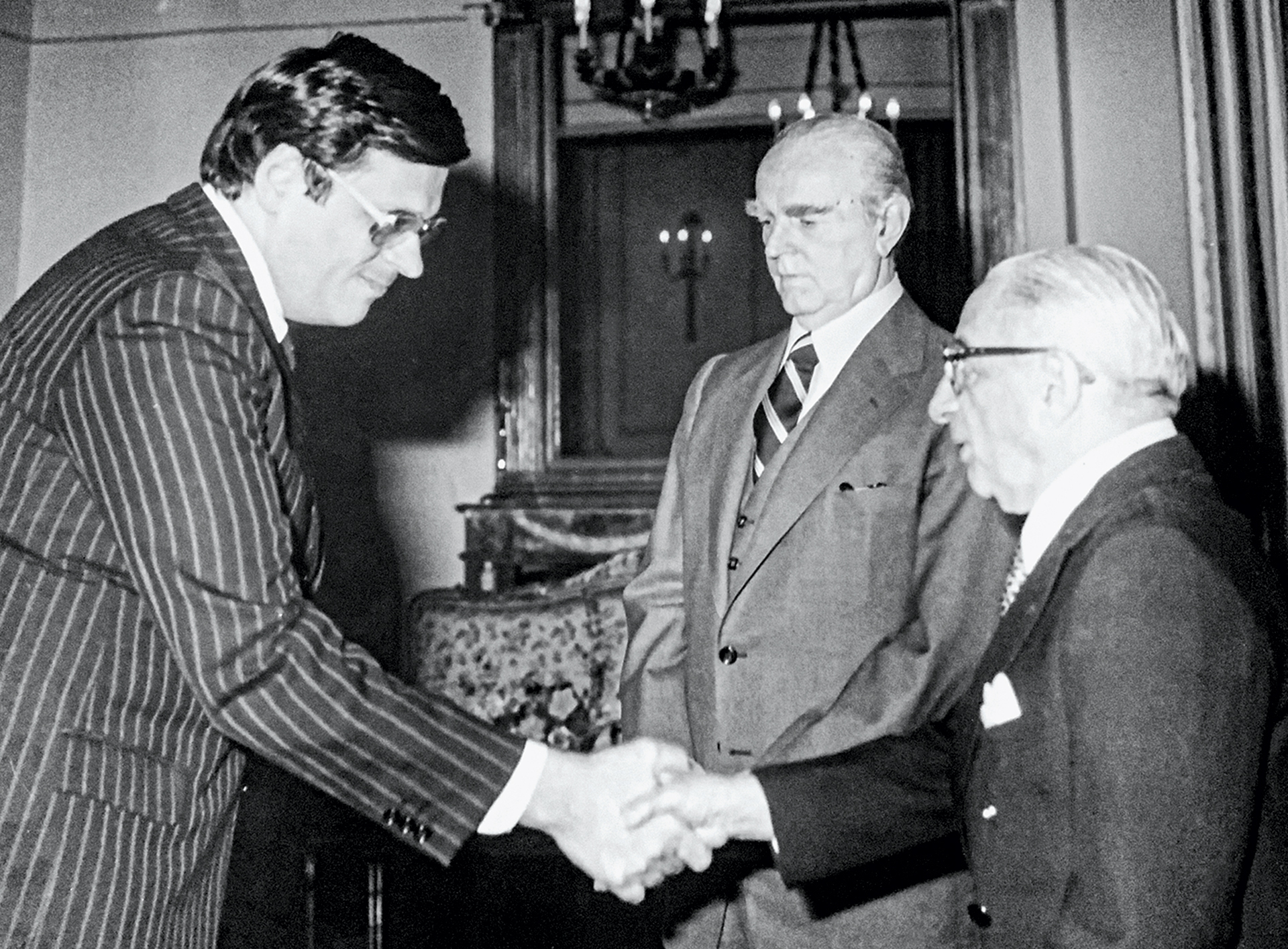 Στέφανος Μάνος: «Τι κατάφερε η ΝΔ; Να μείνει εν ζωή»-1