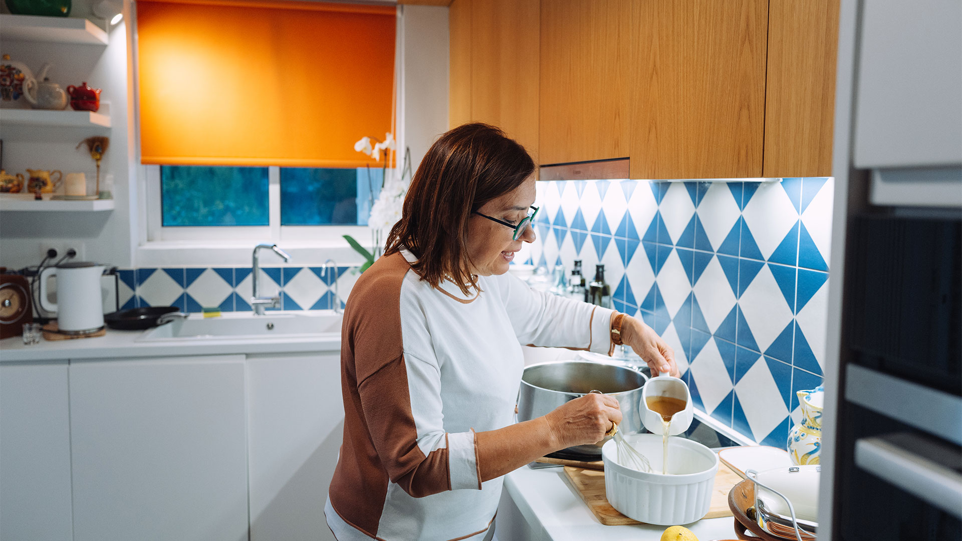 Η συγγραφέας Εύα Μαθιουδάκη μάς έστρωσε κρητικό τραπέζι, φιλόξενο και… φιλολογικό-2