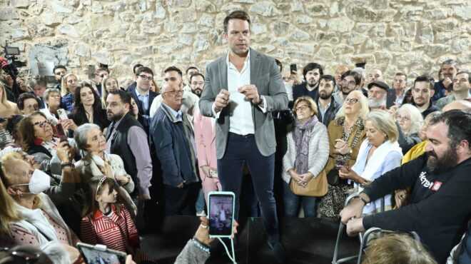 κασσελάκης-στον-ταύρο-το-συνέδριο-θα-563287378