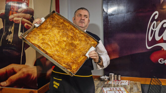 κωνσταντινούπολη-4-μαγαζιά-για-αυθεντ-563290321