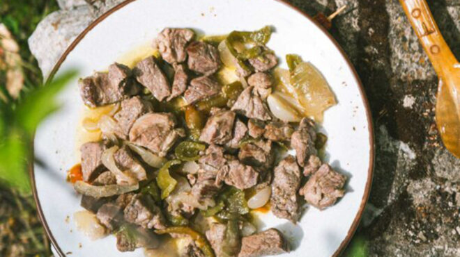 κρασοτηγανιά-απεραθίτικη-με-τουρκάκ-563264770