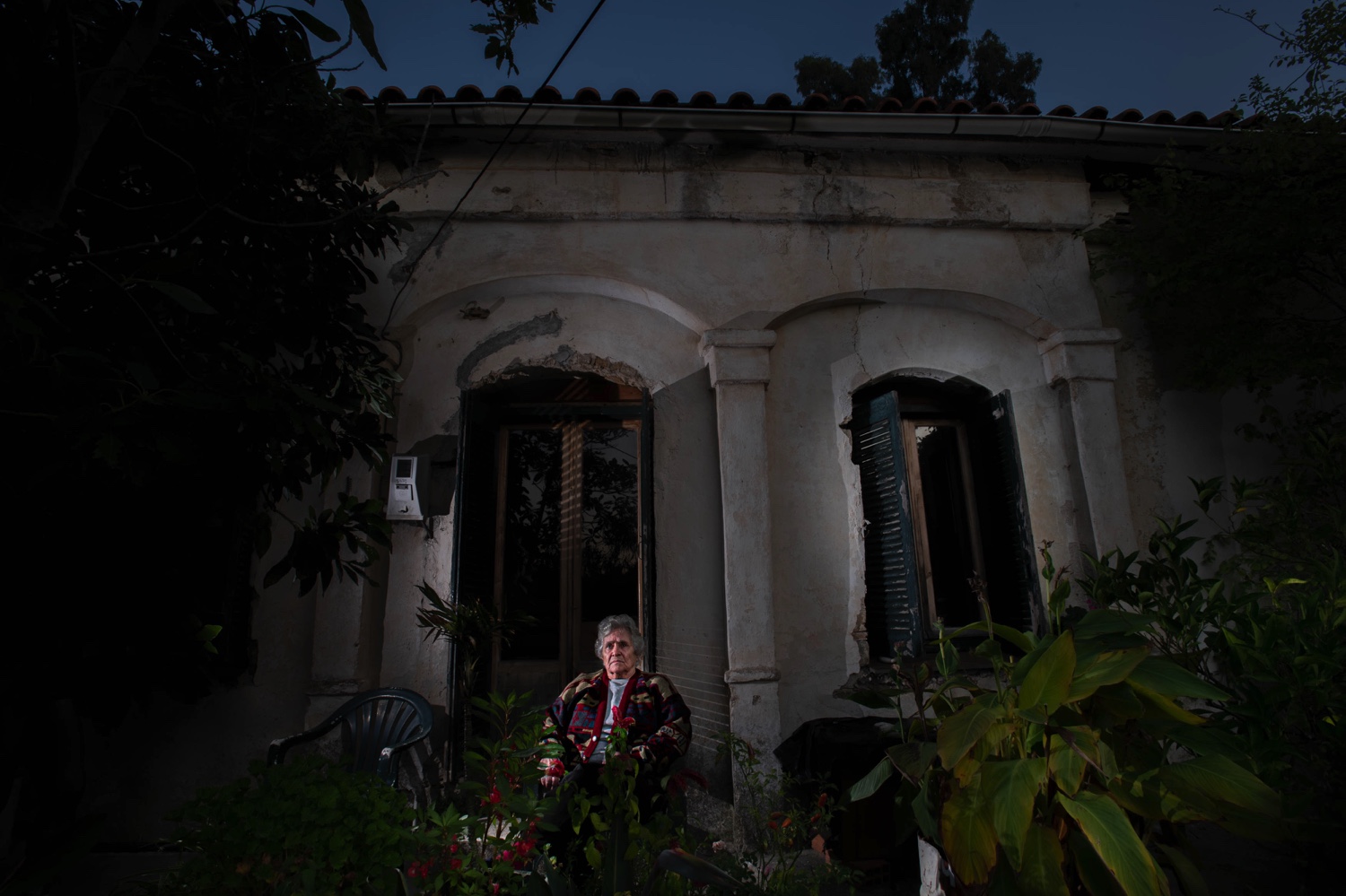 «Είδε τόσο αίμα που τυφλώθηκε»: Ανθρωπογραφίες ενός Αιγαίου που χάνεται-1