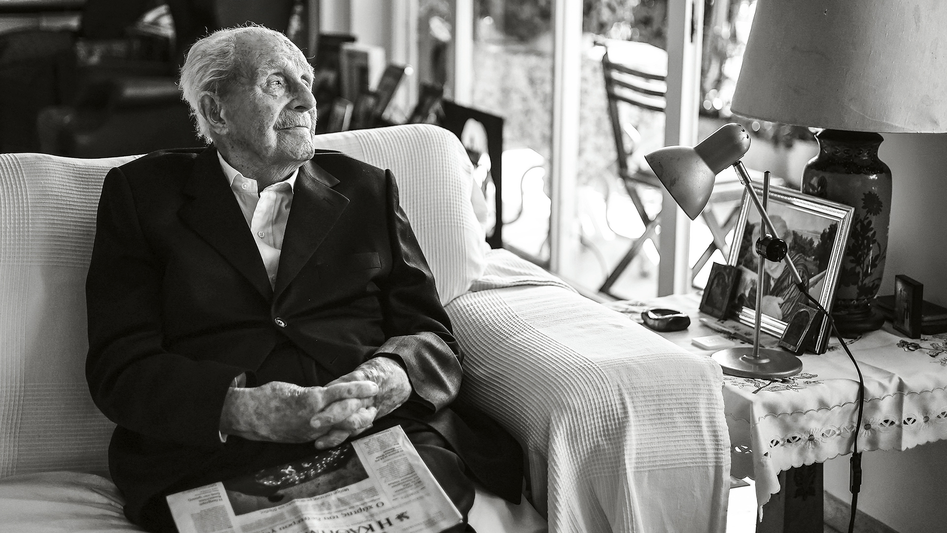 Διαβάστε στην «Καθημερινή της Κυριακής»-4