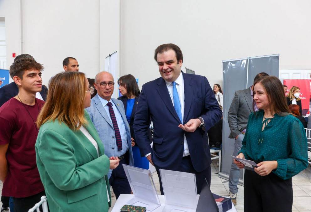 «Ημέρες Καριέρας»: Τι ζητούν οι επιχειρήσεις, τι ψάχνουν οι φοιτητές-9