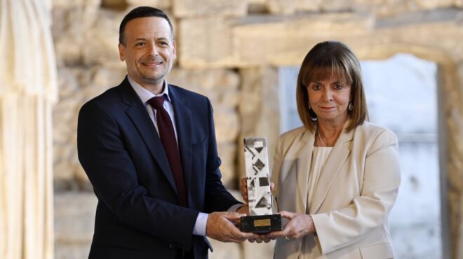 κατερίνα-σακελλαροπούλου-παρέλαβε-τ-563251606