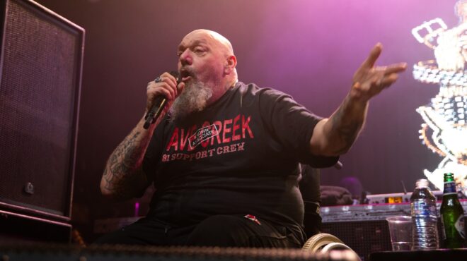 def-leppard-το-άγγιγμα-της-κορυφής-με-το-hysteria-563285371