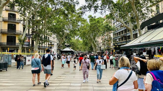 τουριστικοποίηση-πρωταθλήτρια-ευρώ-563266858