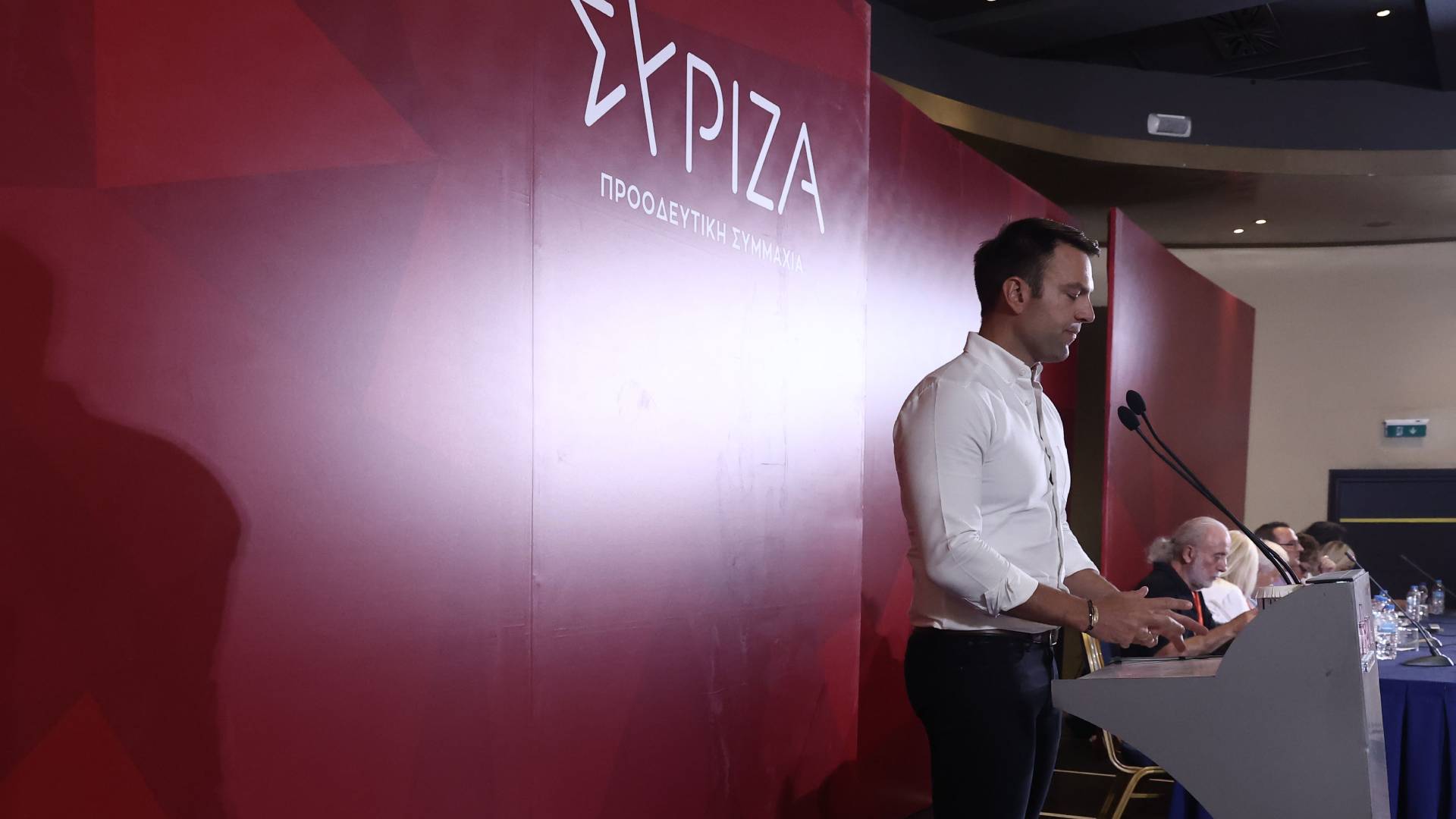 ΣΥΡΙΖΑ: Σε θέση μάχης για την τελική σύγκρουση στο συνέδριο-1