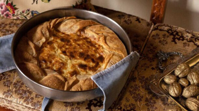 γαλατόπιτα-γλυκιά-με-καρύδια-563300590