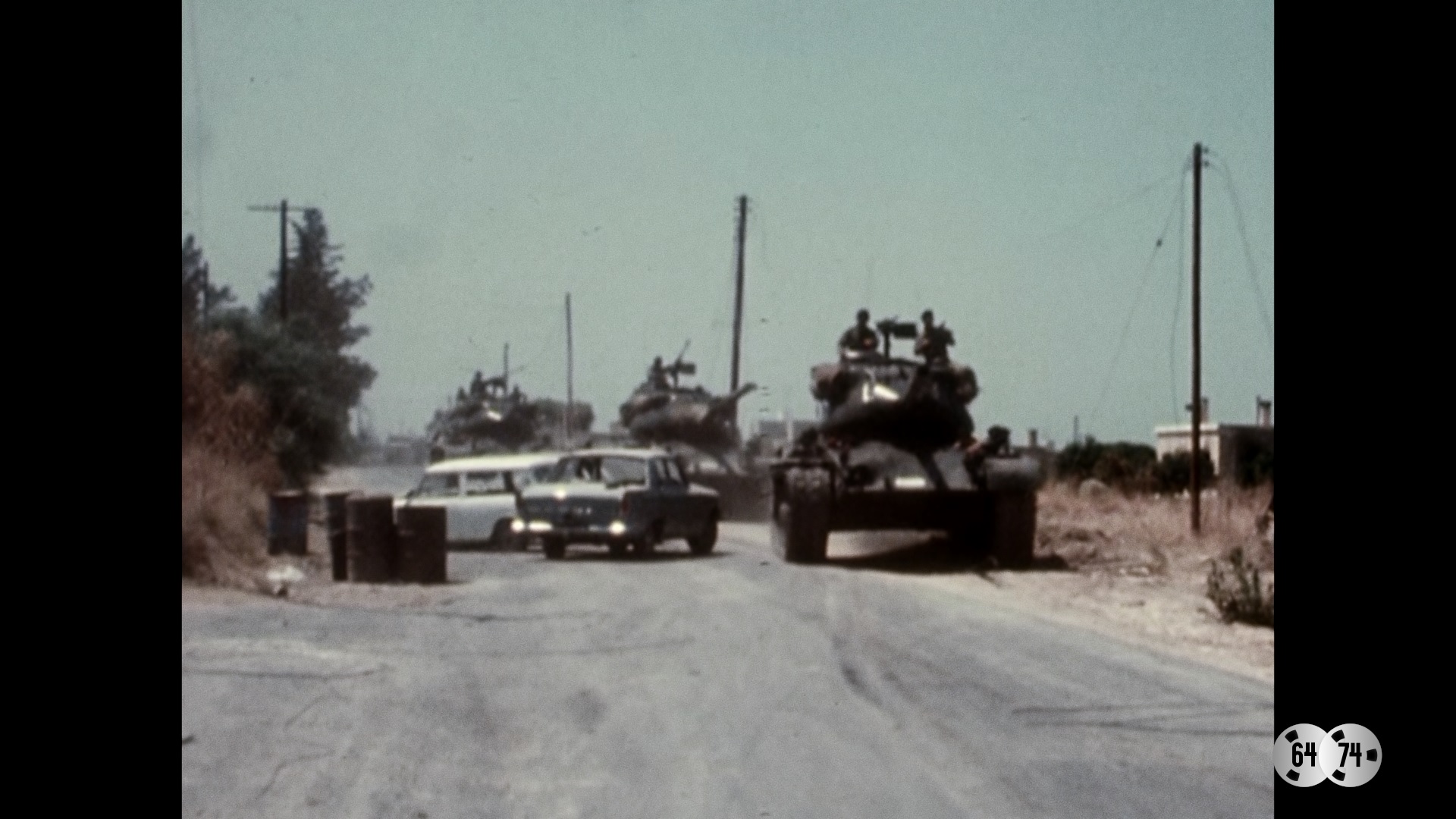 ΣΚΟΤΕΙΝΗ ΔΕΚΑΕΤΙΑ 1964 – 1974: «Το Σκοτεινό Δωμάτιο»-4