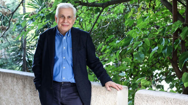 αρρωστη-ψυχή-άρρωστο-σώμα-563339332