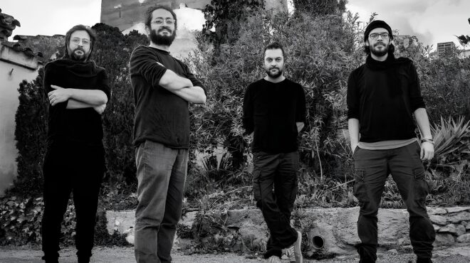 τζαζ-που-ανθεί-σε-εχθρικό-έδαφος-563337577