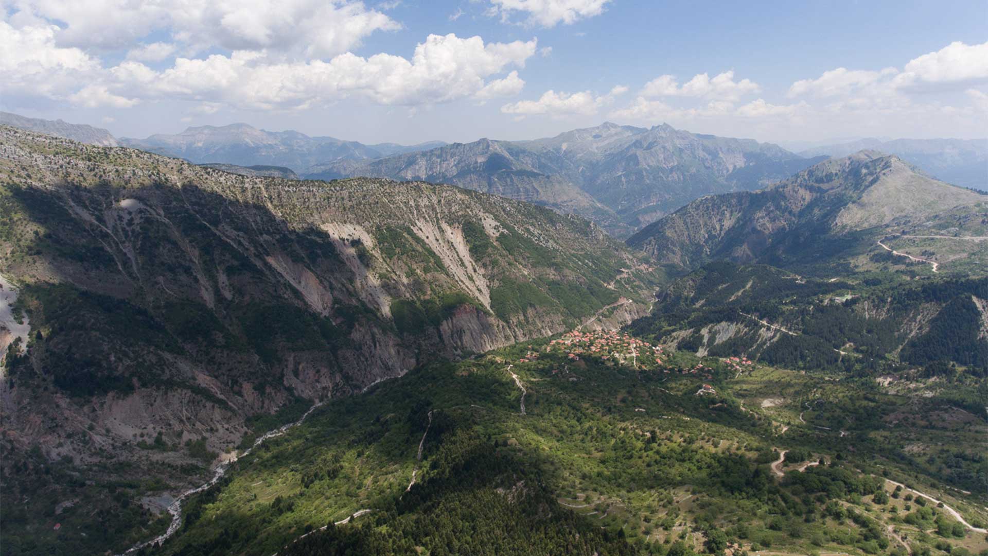 Ανατολικά Τζουμέρκα: Ενα «πράσινο» καταφύγιο στην Πίνδο-1