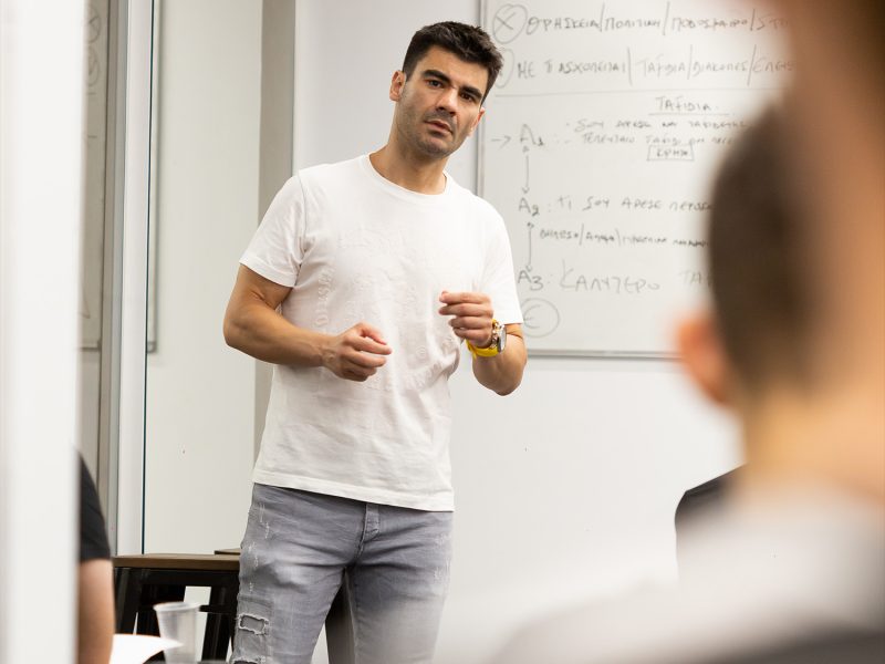 Τα dating apps φεύγουν, οι dating coaches έρχονται-2