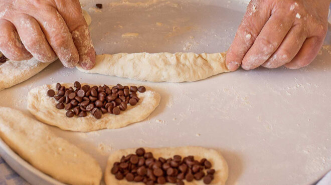 γλυκά-πιροσκί-με-σοκολάτα-563310871