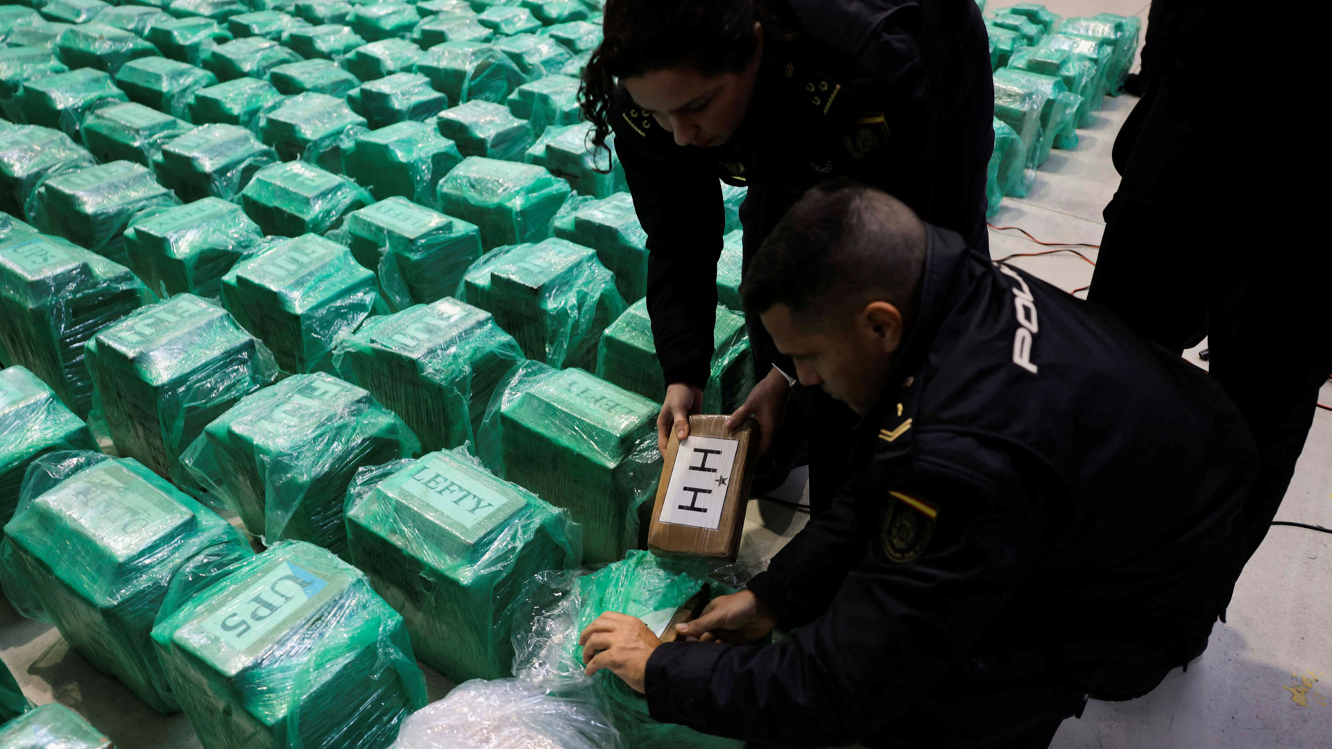 Ισπανία: Εντοπίστηκαν 13 τόνοι κοκαΐνης σε φορτίο με μπανάνες-1