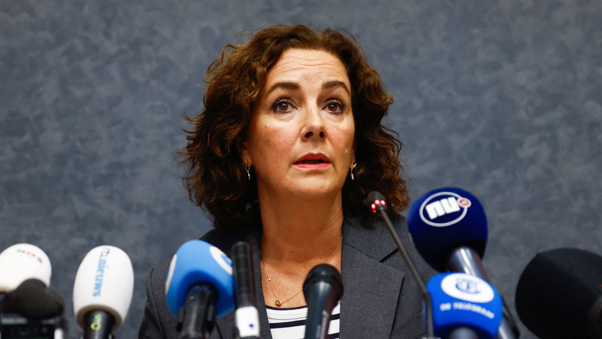 Επέστρεψαν στο Τελ Αβίβ οι πρώτοι Ισραηλινοί – «Αισθάνομαι ντροπή» δήλωσε ο Ολλανδός πρωθυπουργός-1