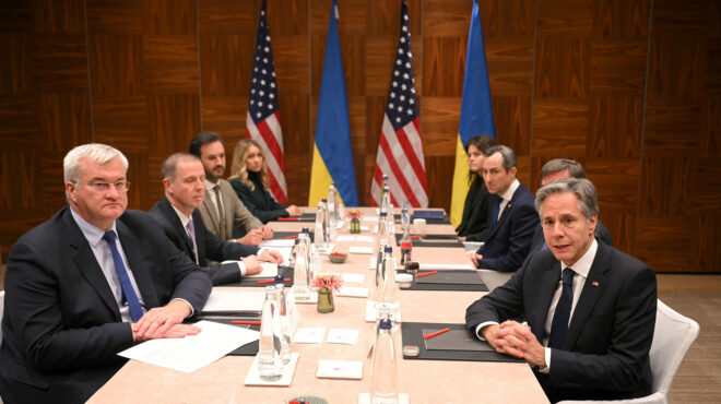 μπλίνκεν-και-οστιν-το-ειρηνευτικό-σχέ-563321827