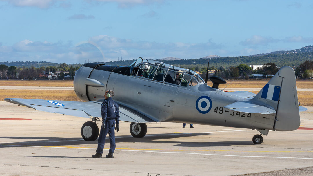 τα-warbirds-επιστρέφουν-στους-ελληνικούς-ουρ-563311702