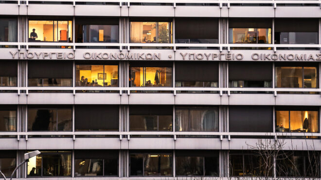 φορολογικό-νομοσχέδιο-ολα-τα-μέτρα-563340709