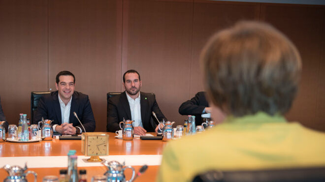 οι-πρώην-απαντούν-στη-μέρκελ-για-τσί-563342737