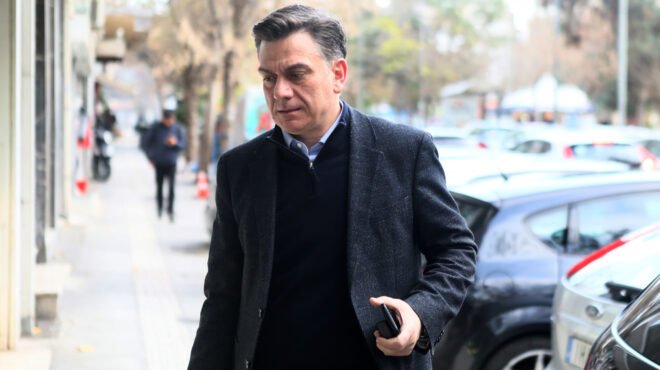 συριζα-παραιτήθηκε-από-διευθυντής-τη-563317234