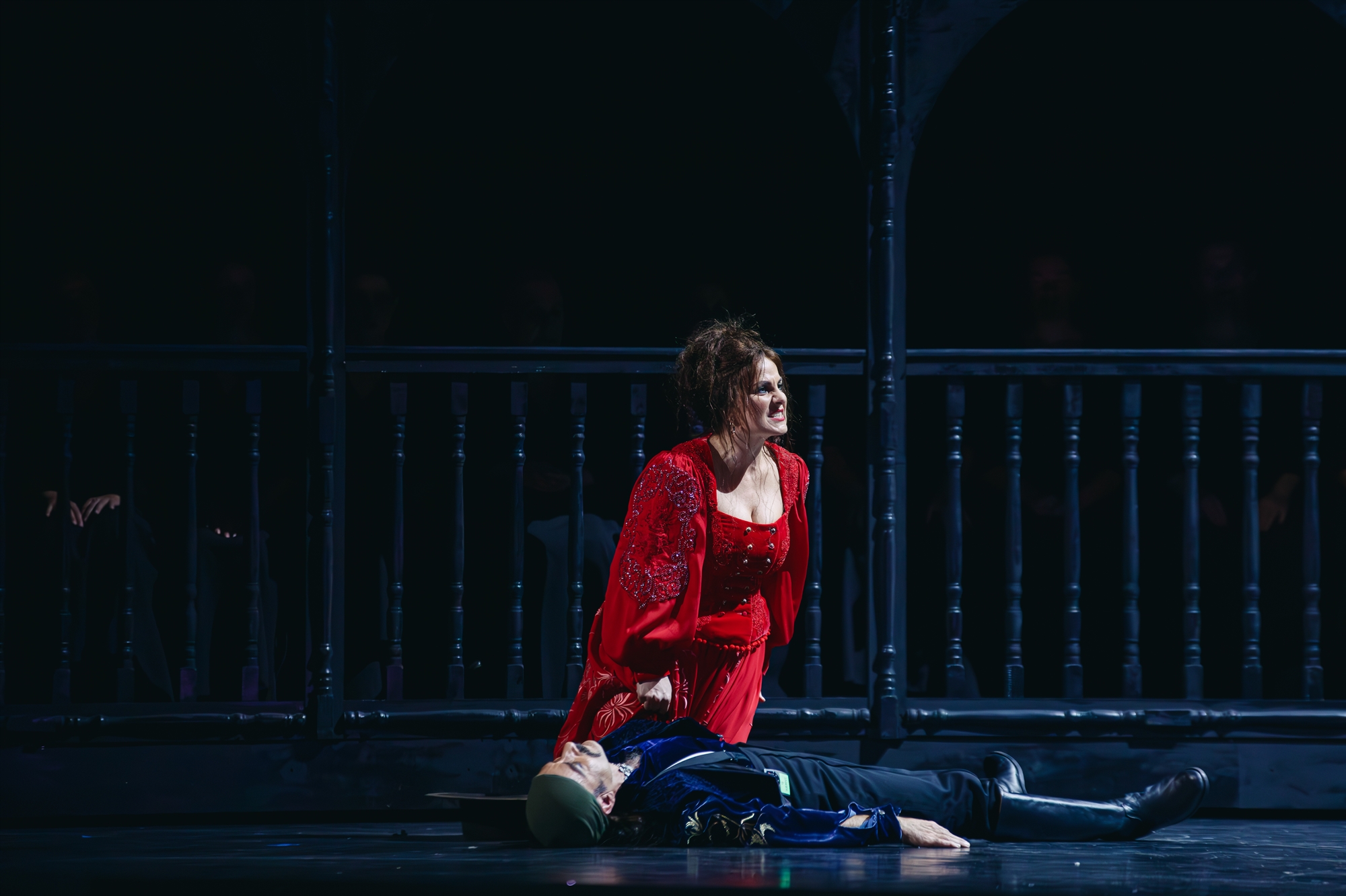 Δύο κόσμοι και μια έκλειψη Σελήνης-2