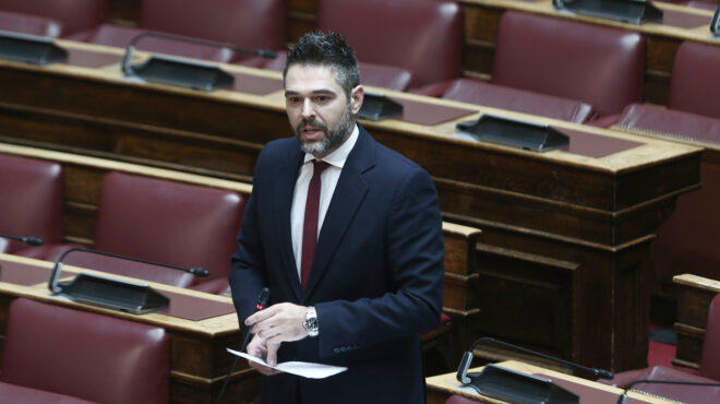 συριζα-αποχώρησε-και-ο-βουλευτής-ευάγ-563344921