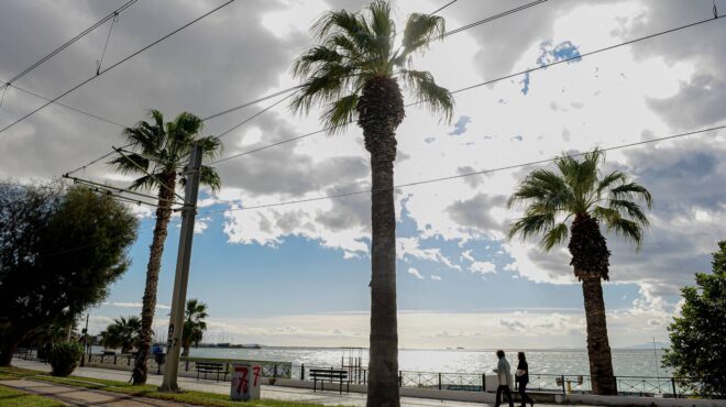 καιρός-μικρή-άνοδος-της-θερμοκρασίας-563338822