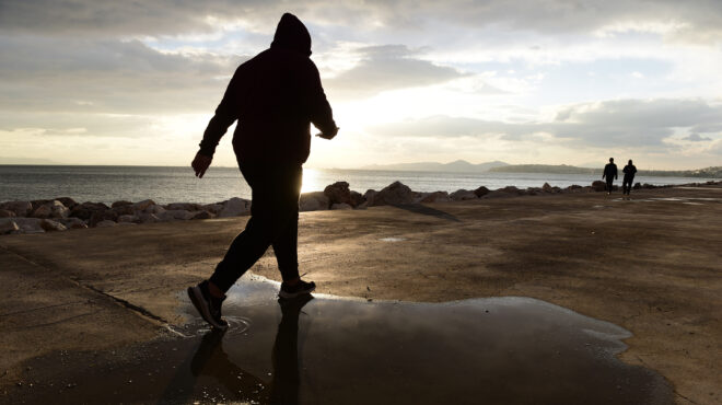 καιρός-πτώση-της-θερμοκρασίας-και-ισχ-563304550
