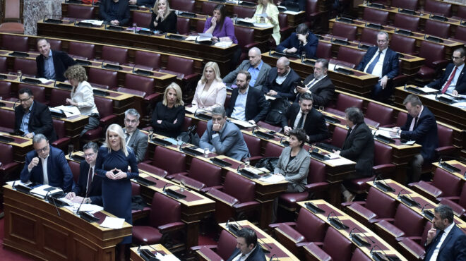 συνεχίζεται-το-σταυρόλεξο-με-τις-έδρε-563324647