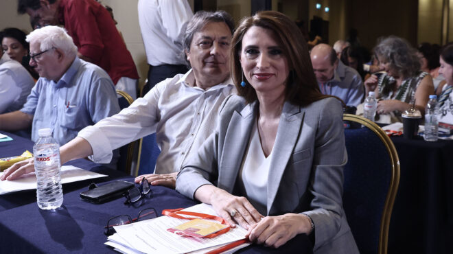 συριζα-δεν-εγκαταλείπω-λέει-η-κασιμ-563339044