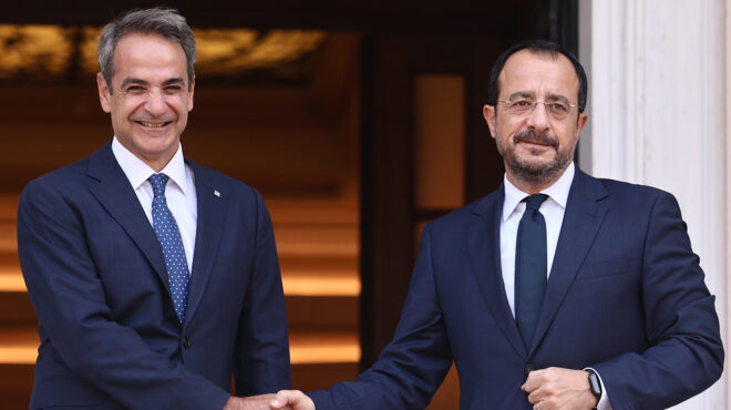 live-οι-κοινές-δηλώσεις-μητσοτάκη-χριστ-563342731