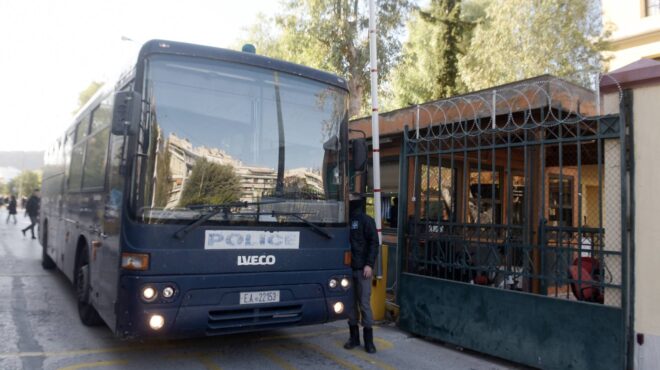 κολωνός-ενοχή-για-14-και-απαλλαγή-για-τρ-563339140