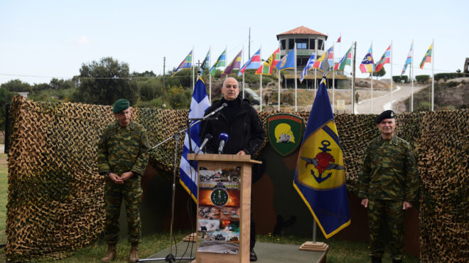 νίκος-δένδιας-η-εφεδρεία-θα-μεταρρυθμ-563311441