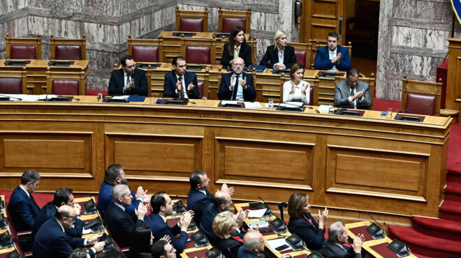 προσωπικός-γιατρός-ψηφίστηκε-το-νομο-563321341