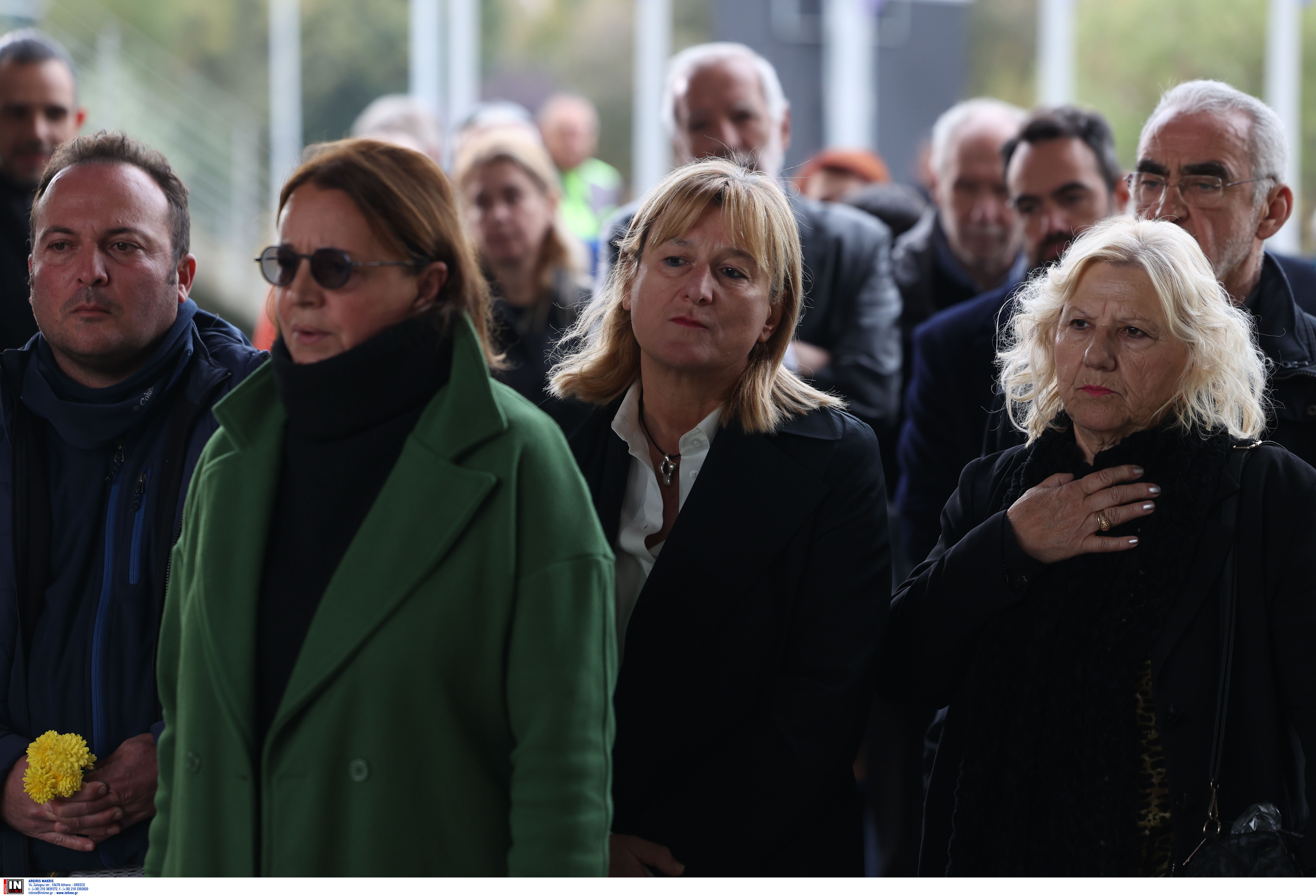 Γιάννης Μπουτάρης: Πλήθος κόσμου στην πολιτική κηδεία για το «αντίο»-6