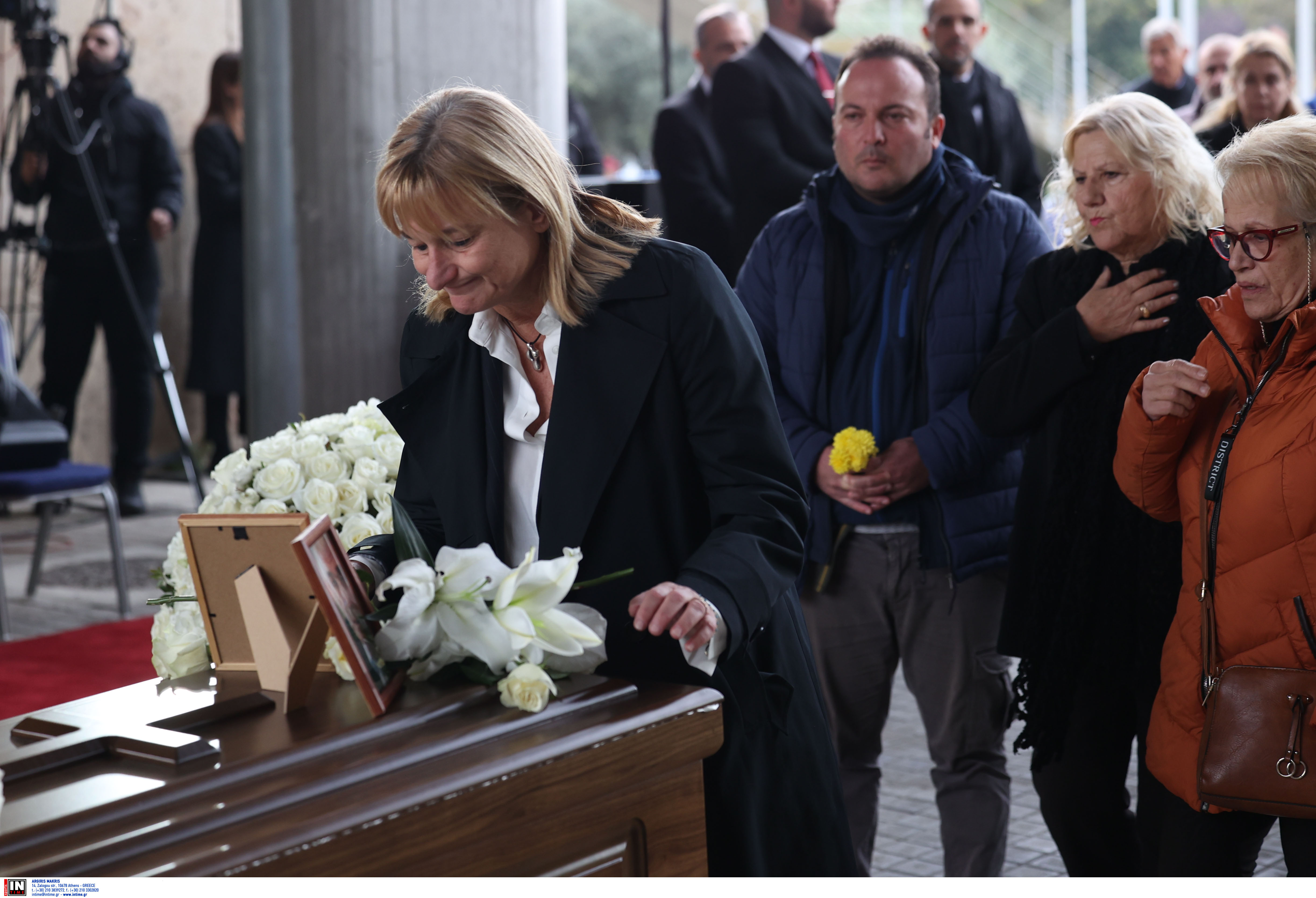 Γιάννης Μπουτάρης: Πλήθος κόσμου στην πολιτική κηδεία για το «αντίο»-8
