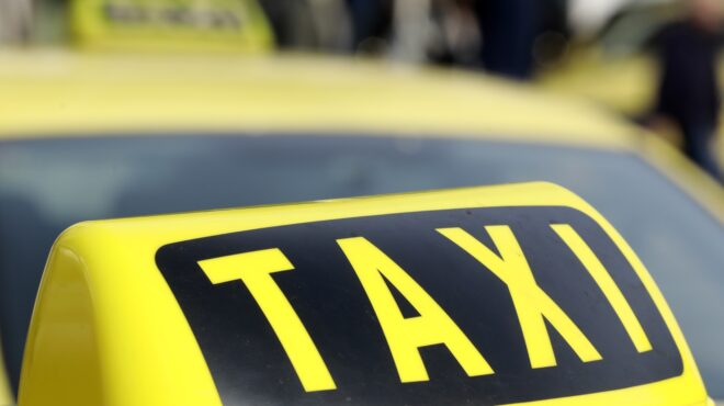 μοσχάτο-οδηγός-ταξί-παρέσυρε-γυναίκα-563338603