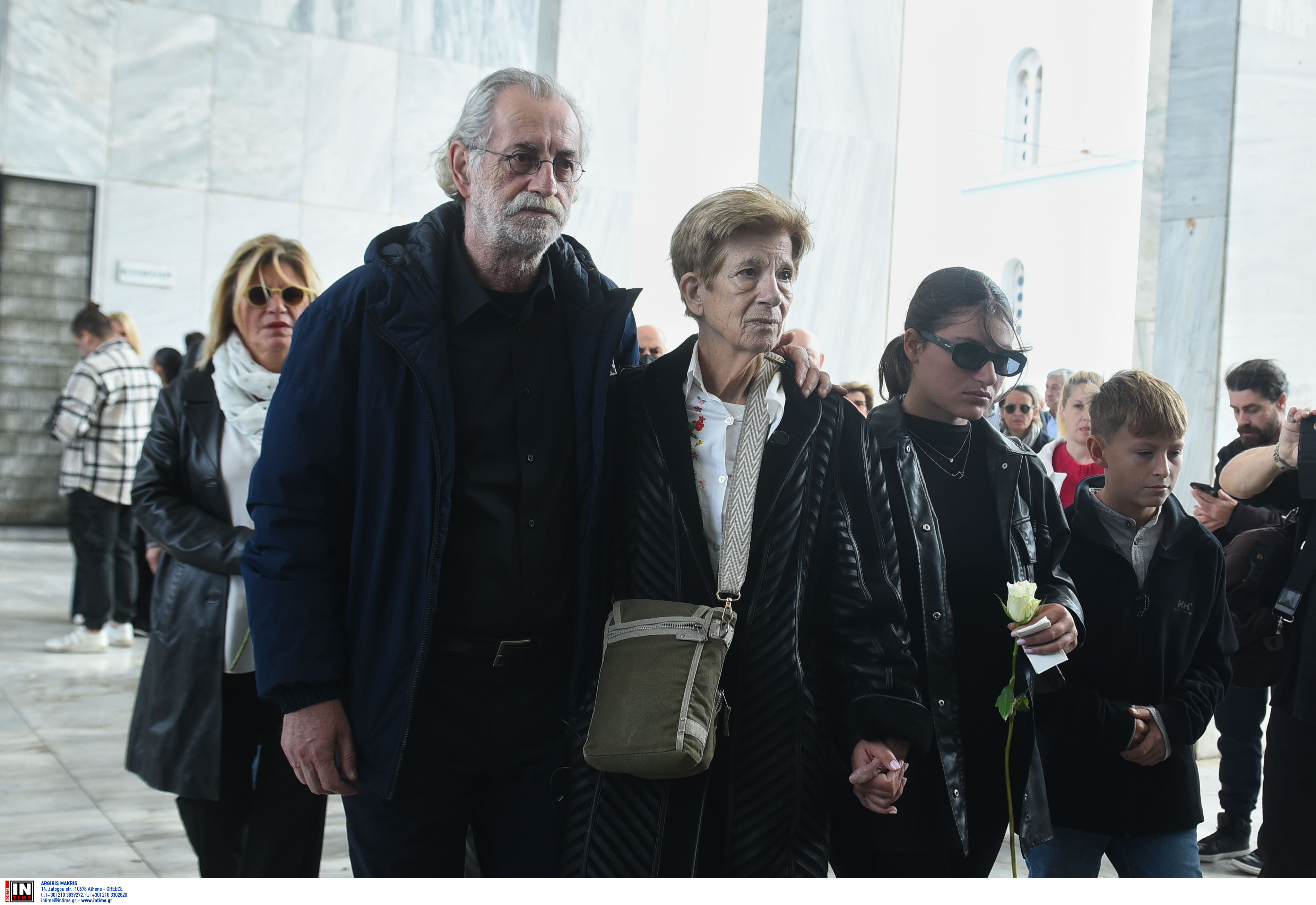 Το τελευταίο αντίο στον Μανούσο Μανουσάκη-1