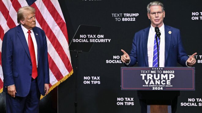 τρεις-φράξιες-στην-κυβέρνηση-τραμπ-563340037