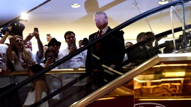 o-τραμπικός-λαϊκισμός-με-τα-λόγια-του-τρ-563315224