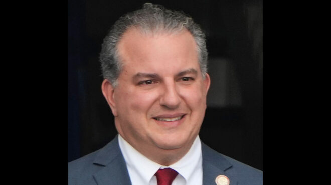 φλόριντα-ο-τζίμι-πατρώνης-για-την-έδρα-563342896