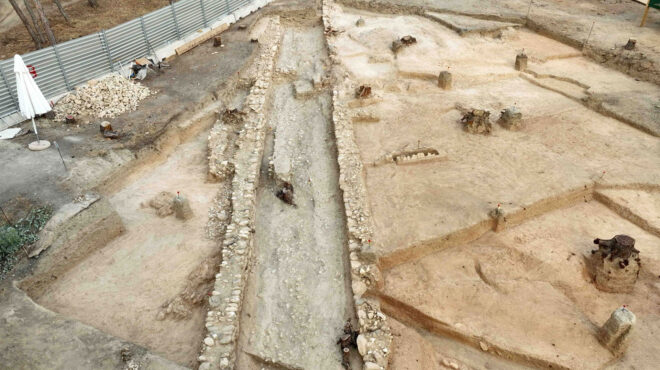 αρχαία-οδός-22-μέτρων-στη-νέα-γραμμή-μετ-563344831