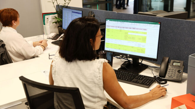 κωδικός-μεσαία-τάξη-μείωση-φόρων-τη-563327587