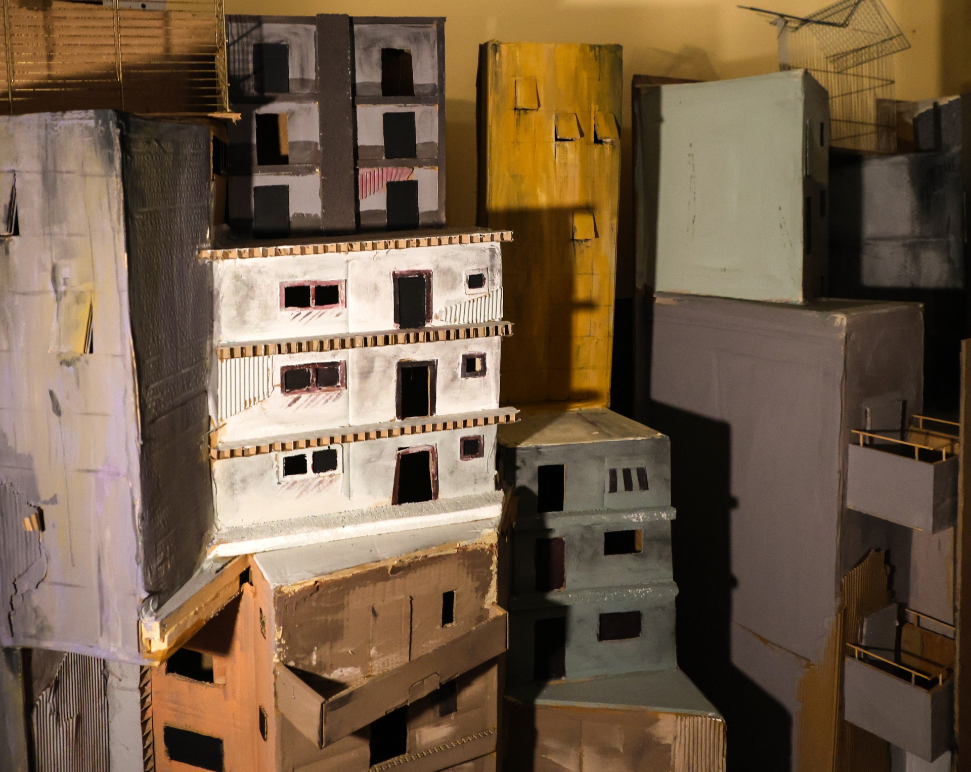 «Η Φρουτοπία ανήκε στα φρούτα της» και στα αιώνια παιδιά-8